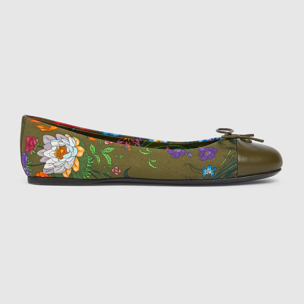 Gucci Women’s printed ballet flat - Image 1
